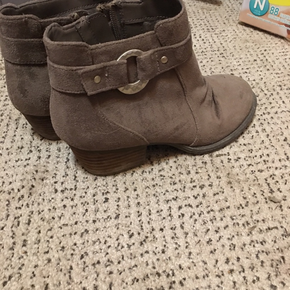 Suede booties - Picture 3 of 5